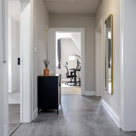 Apartment K&m - Luxurioes - Mit Arbeitsplatz - Dachgeschoss