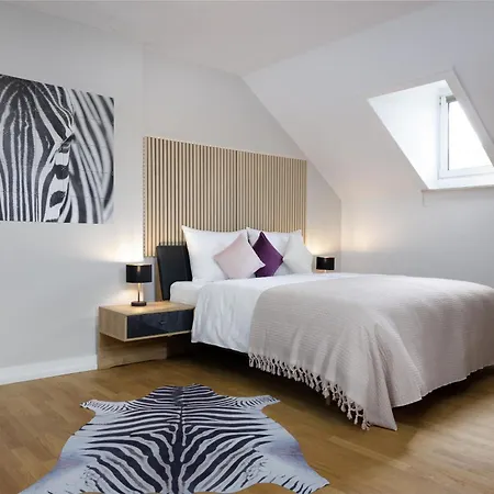 Apartmán K&m - Luxurioes - Mit Arbeitsplatz - Dachgeschoss *